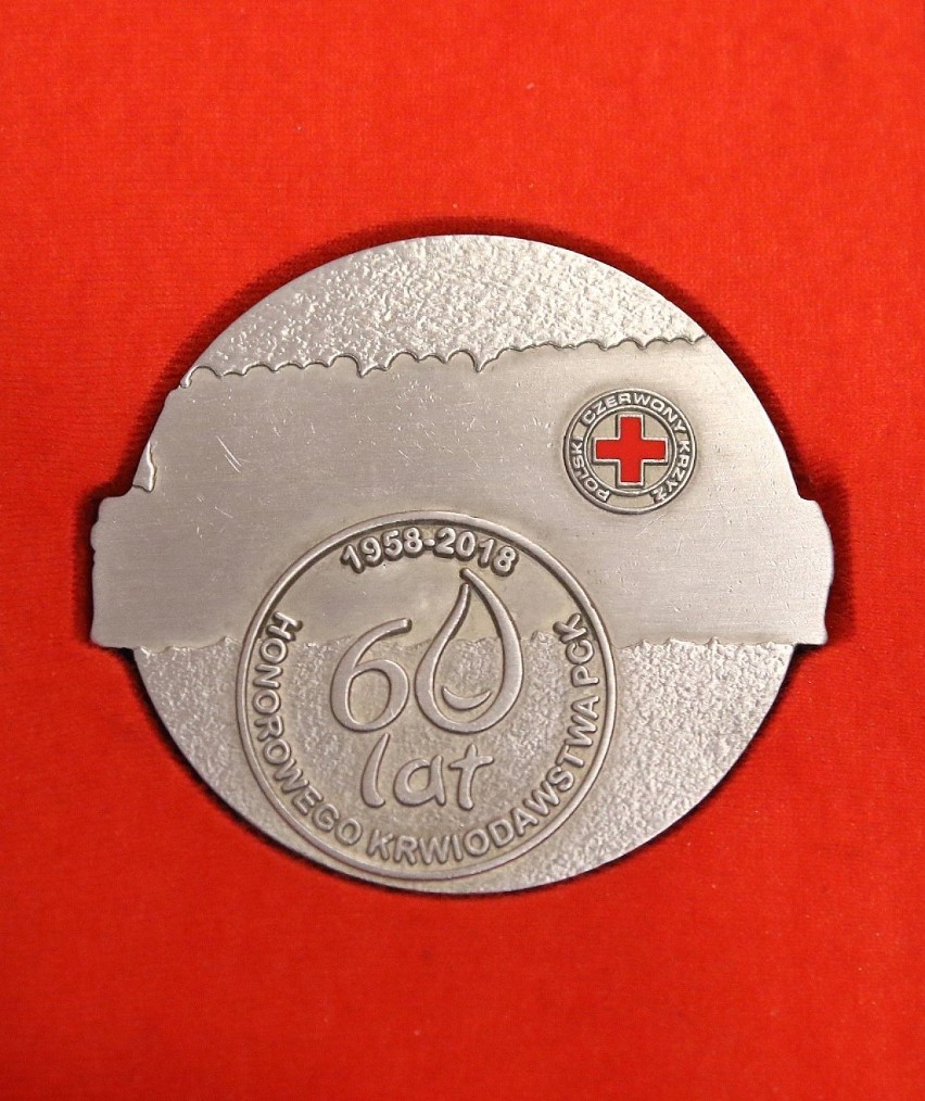 Medal 60-lecia Honorowego Krwiodawstwa PCK dla Urzędu Miasta...