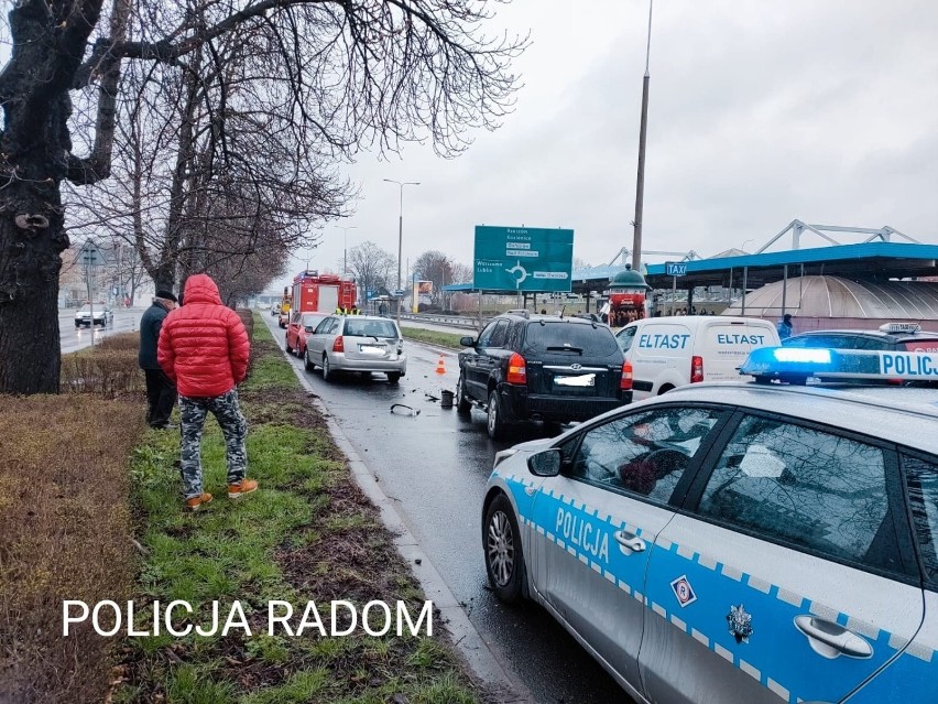 W wypadku na ulicy Beliny - Prażmowskiego w Radomiu...