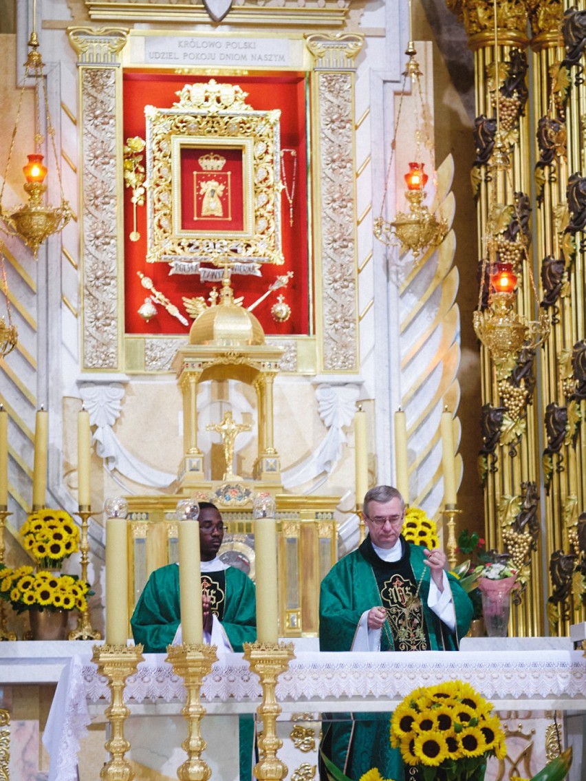 Licheń. Dziękowali rodzicom i dziadkom [ZDJĘCIA]   