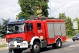 Nocny pożar na Glinkach w Bydgoszczy. Cztery zastępy strażackie walczyły z żywiołem