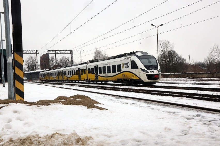 Remont dworca PKP w Legnicy, otwarto dla podróżnych peron 5