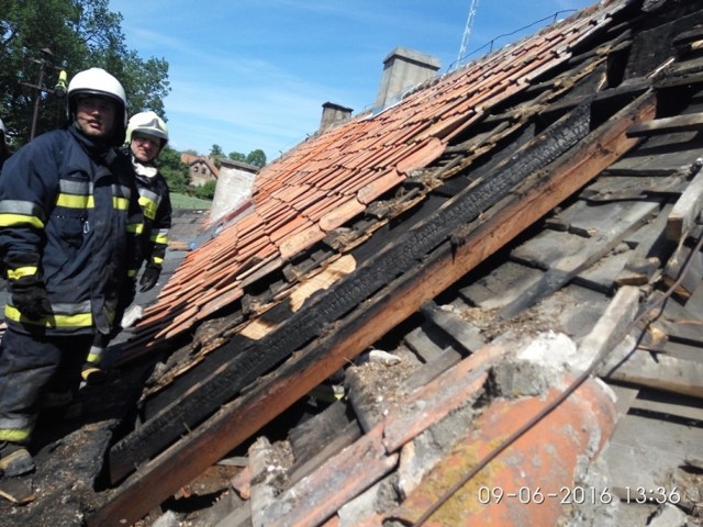 Gm. Sztutowo. Pożar budynku w Groszkowie