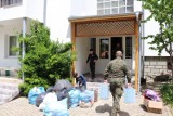 25. Brygada Kawalerii na misji w Kosowie obdarowała dzieci zabawkami i przyborami szkolnymi [zdjęcia]