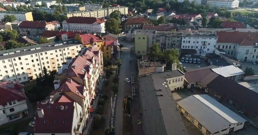 Film z lotu dronem nad Wadowicami/Youtube- zrzut ekranu