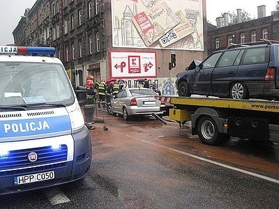 Policja w Chorzowie wyjaśni sprawę wypadku na ul. Katowickiej w Chorzowie.