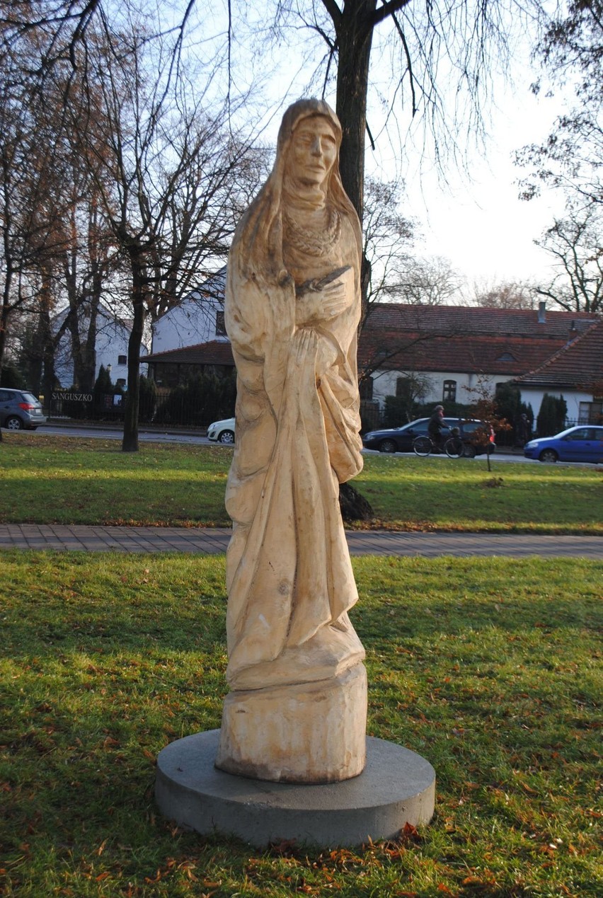 Rzeźby stanęły w Parku Sienkiewicza