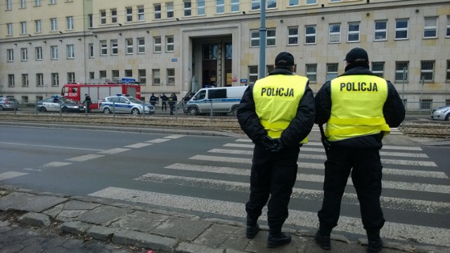 Ewakuacja sądu przy al. Kościuszki w Łodzi