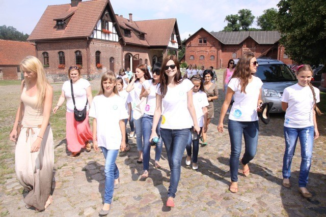 Nowy Tomyśl: Dziś wybory Miss Polskiej Wikliny i Małej Miss Wiklinka