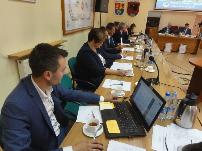 ostatnia sesja Rady Miejskiej w Żukowie kadencji 2014-2018