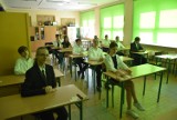 Egzamin ósmoklasisty 2023 w Bielsku-Białej. W Szkole Podstawowej nr 37 pisało aż 137 osób! Zobacz zdjęcia