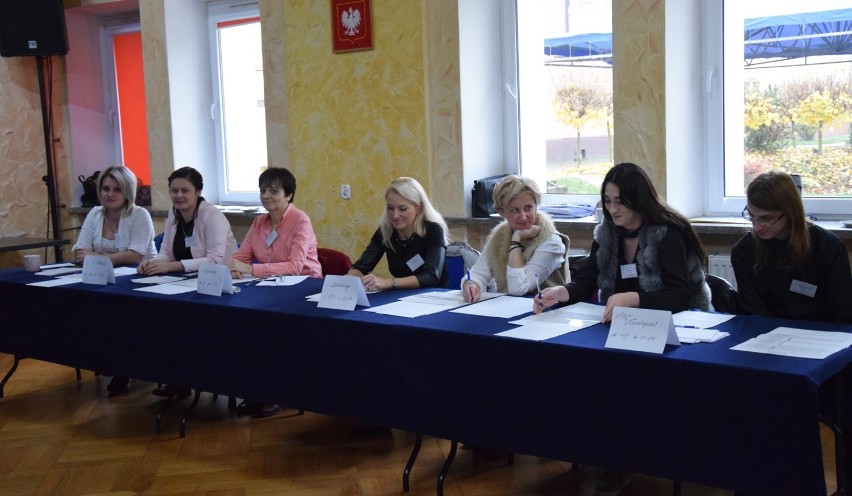 Druga tura wyborów w Kraśniku. Mieszkańcy głosują (ZDJĘCIA)