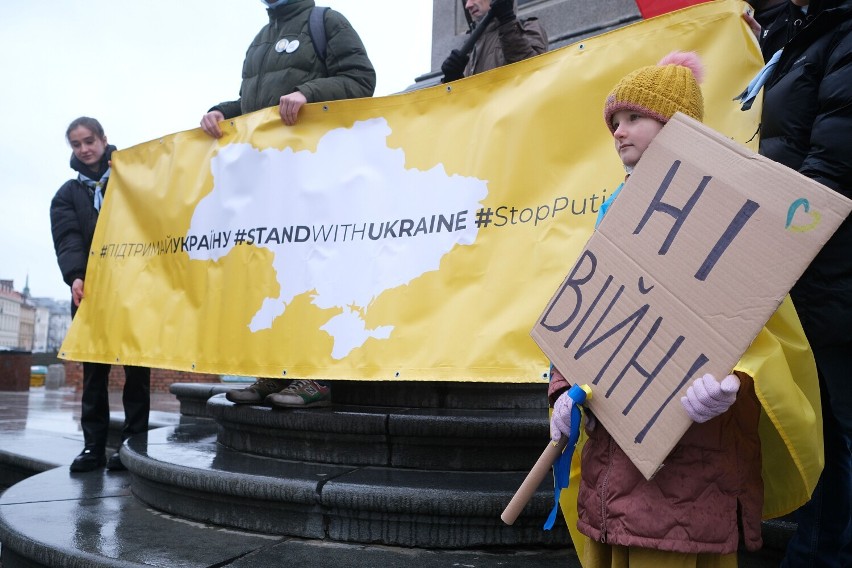 Konflikt na Ukrainie. "Protest przeciwko rosyjskiej agresji" na placu Zamkowym