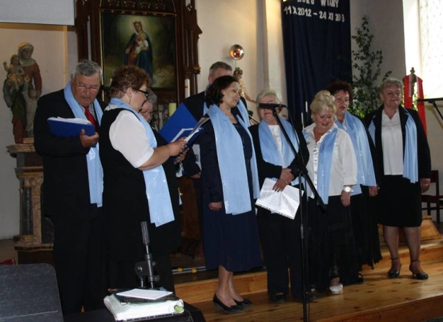 Kmiecin. Do 12 maja można się zgłaszać  do udziału w Festiwalu Pieśni Religijnej, który odbędzie się 21 maja w kościele  Św. Jadwigi Królowej w Kmiecinie.