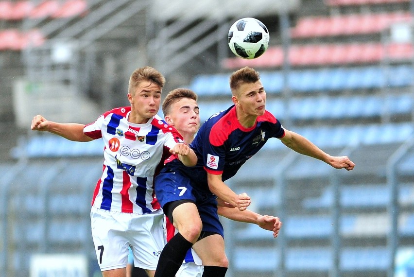 Centralna Liga Juniorów. Świetnie rzucał, ale postawił na futbol i stał się jednym z liderów Odry Opole