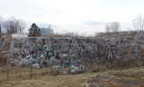 Oświęcim. Firma N-Recykling „gra wszystkim na nosie”. Śmieci powinny zniknąć do końca 2017 r. zamiast tego zniknął właściciel i ochrona 