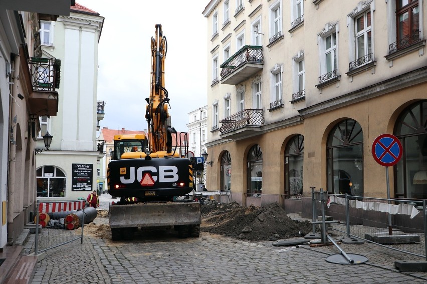 Ciepło Kaliskie za miliony złotych rozbudowuje sieć...