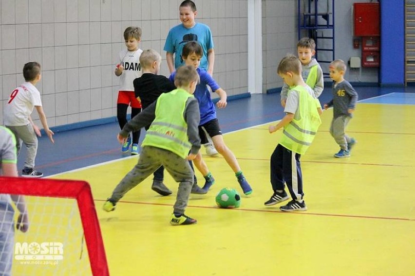 Akcja Zima z MOSiR w Żorach! Ogromne zainteresowanie "Olimpiadą na wesoło", lodowiskiem i grą w boule! ZDJĘCIA