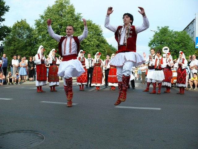 Zespół z Macedonii podczas Poleskiego Lata z Folklorem w 2007 roku