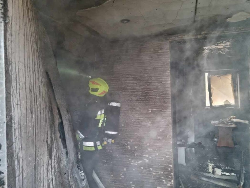 Tragedia w gminie Galewice. Dwie osoby zginęły w pożarze....