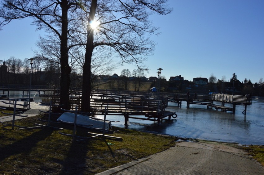 Marina i promenada ks. K. Lubińskiego w Stężycy