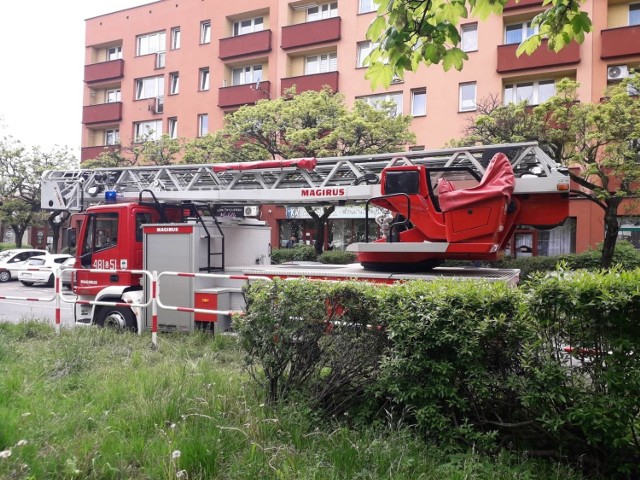 Pożar w szkole w Jaworznie. Ponad 400 dzieci ewakuowano