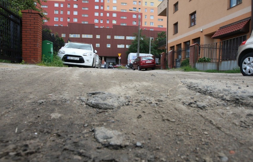 Infrastruktura 
* Zdaniem wielu mieszkańców Gdyni, to słaba...