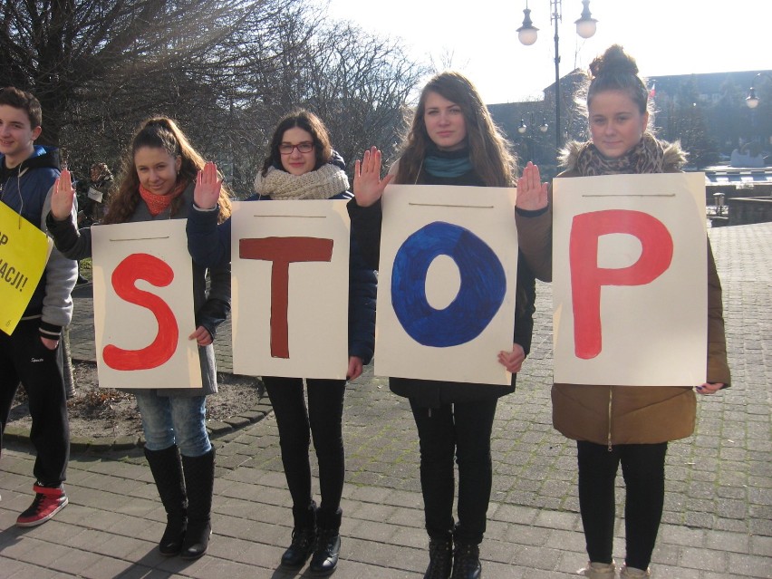 Młodzi ludzie powiedzieli: STOP dyskryminacji! [ZDJĘCIA]