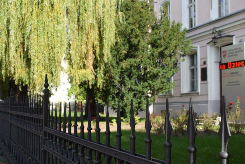 Gniezno. Kolejny mail z informacją o ładunku w gnieźnieńskiej szkole. Tym razem padło na „Medyka”. Czy to zorganizowana akcja?