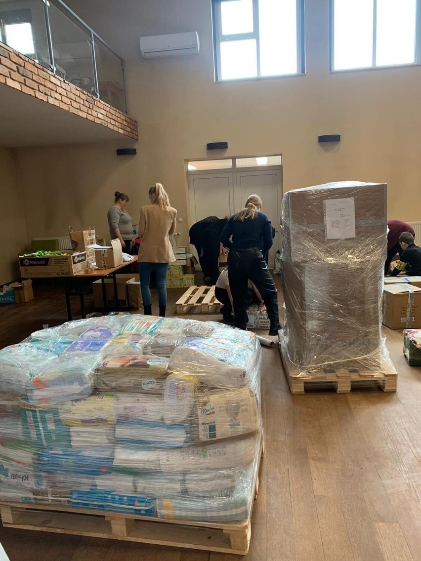 W gminach Siedlec oraz Przemęt trwają zbiórki darów dla Ukraińców
