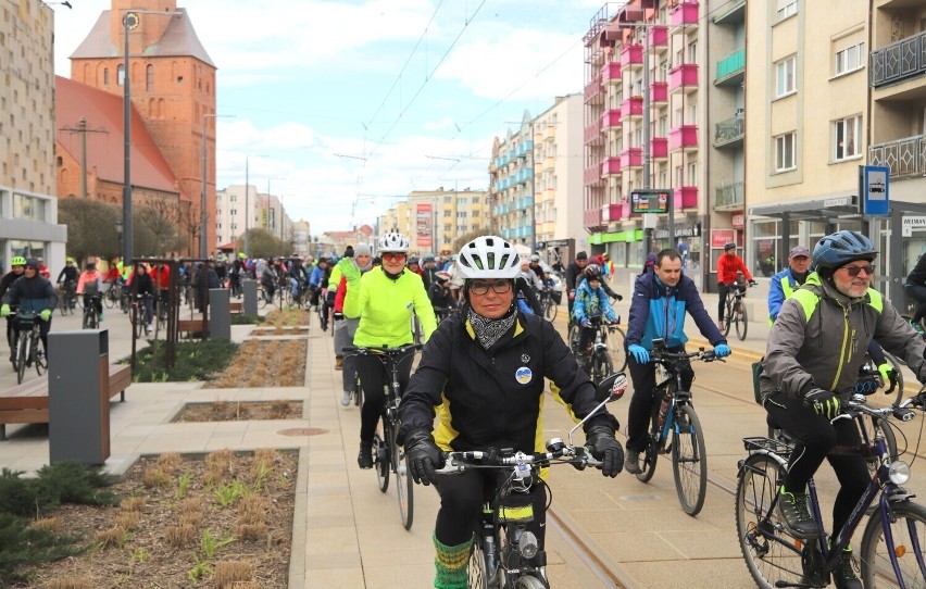Masy rowerowe odbywają się w Gorzowie kilka razy w roku od...