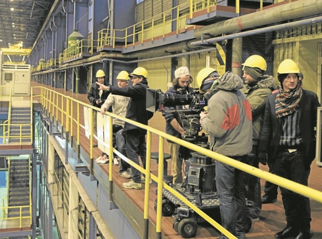 Ekipa filmowców gościła m.in. we wnętrzach bloków energetycznych bełchatowskiej elektrowni, gdzie kręcono część scen