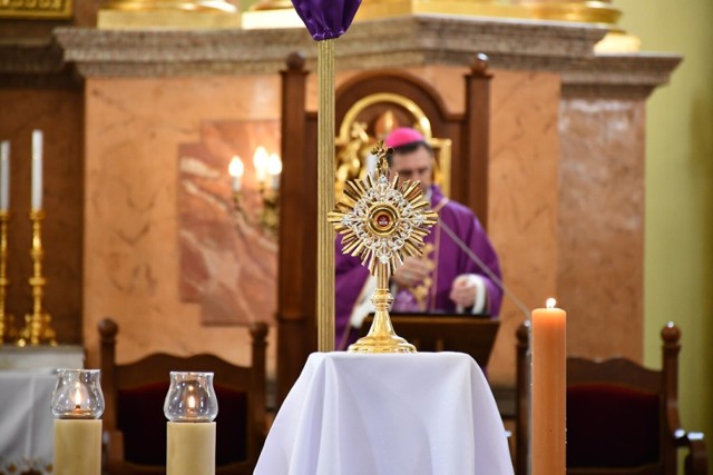 Uroczystość wprowadzenia relikwii św. Andrzeja Boboli do katedry w Drohiczynie