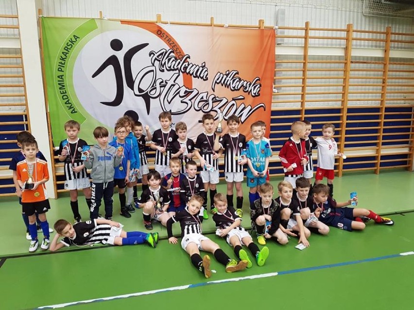 Akademia Piłkarska zorganizowała turniej dla najmłodszych zawodników [FOTO]