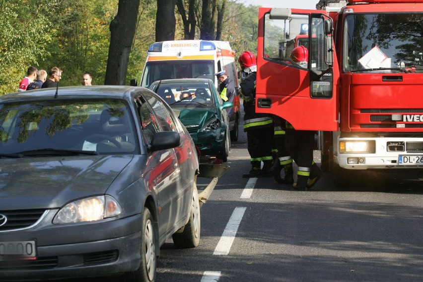 Wypadek na Złotoryjskiej w Legnicy (ZDJĘCIA)