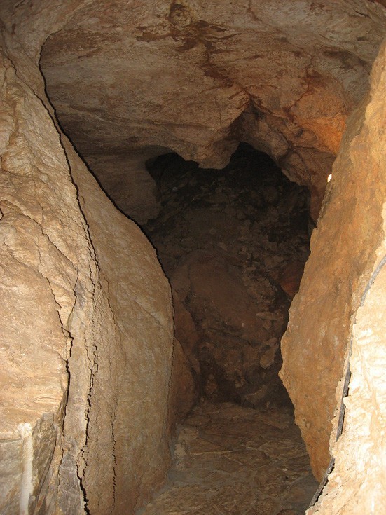 Jaskinie Kadzielni otwarte dla turystów (zdjęcia)