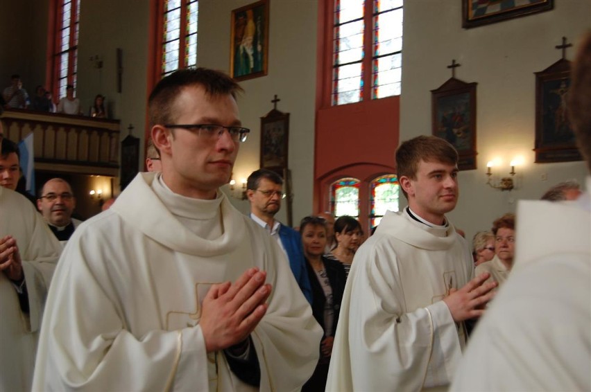 Msza św. prymicyjna w kościele św. Kazimierza w Kartuzach 7-06-2015