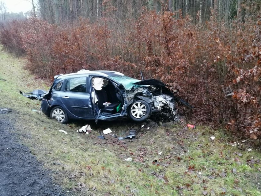 Wypadek na drodze krajowej nr 55 w okolicach Brachlewa 26.12.2019. Cztery osoby trafiły do szpitala [ZDJĘCIA]