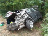 Groźny wypadek na drodze krajowej nr 92 niedaleko Rzepina. Osobowa toyota dachowała po zderzeniu z ciężarówką 
