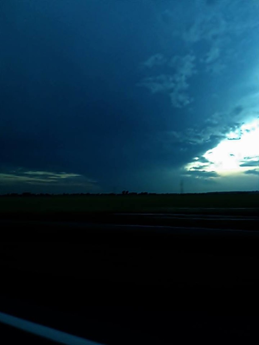 Trąba powietrzna nad Warmią. Są straty