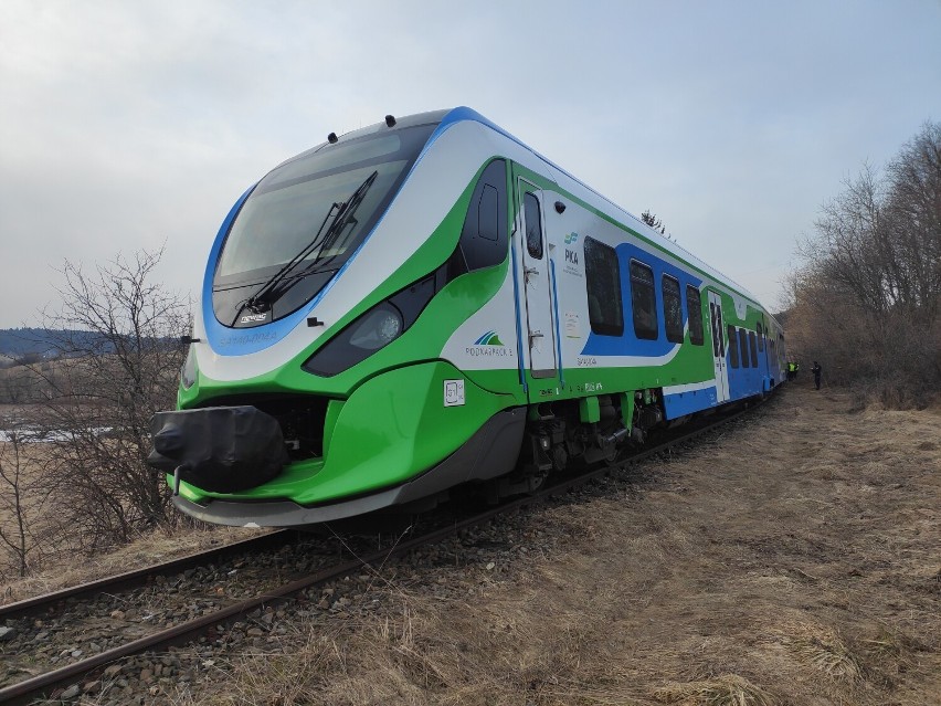 Pociąg z uchodźcami z Ukrainy wypadł z torów w Ustjanowej [AKTUALIZACJA]