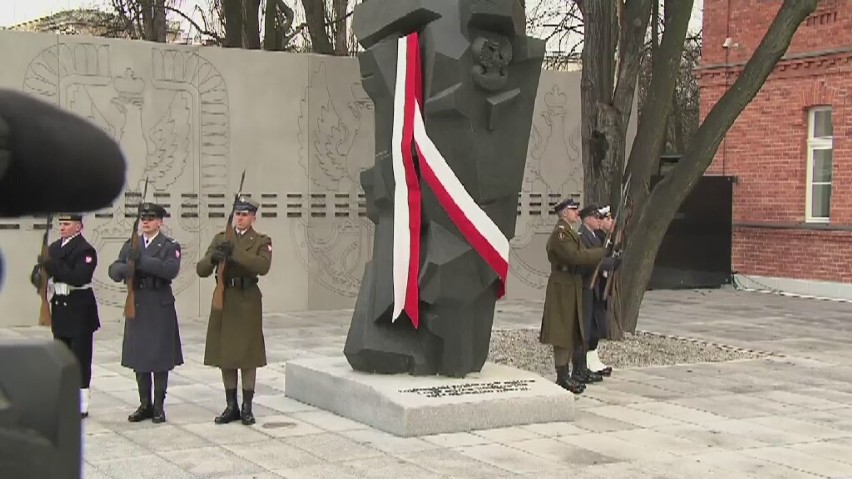 Centrum Weterana, Warszawa. Premier Ewa Kopacz na uroczystym...