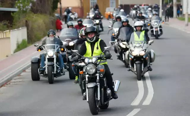 Wielka parada motocykli na otwarcie sezonu w Rudniku nad Sanem.