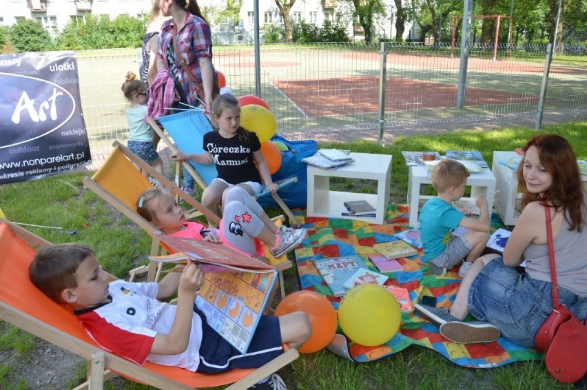 Festyn dla małych i dużych na boisku "Czwórki" w Ostrowcu