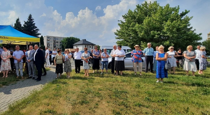 Tarnobrzeg. Ksiądz prałat Michał Józefczyk patronem ronda. "Był ojcem wielu dzieł" (ZDJĘCIA)