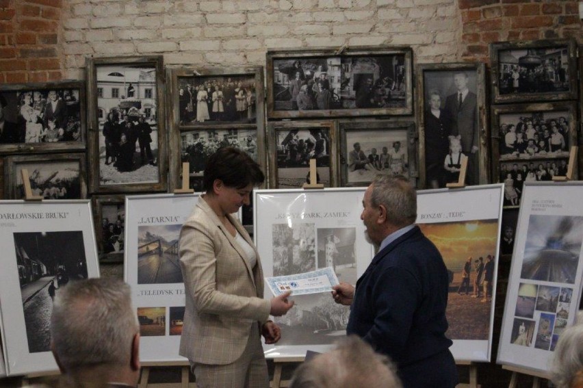 Wernisaż pokonkursowej wystawy "Darłowo - Ustka w Fotografii" [ZDJĘCIA]