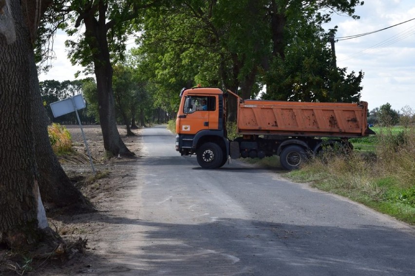 Rozpoczęły się prace przy przebudowie drogi powiatowej do Srocka Wielkiego