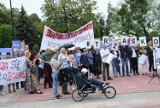Radomski wiec poparcia dla Rafała Trzaskowskiego kandydata na prezydenta RP na Placu Jagiellońskim - ZDJĘCIA 