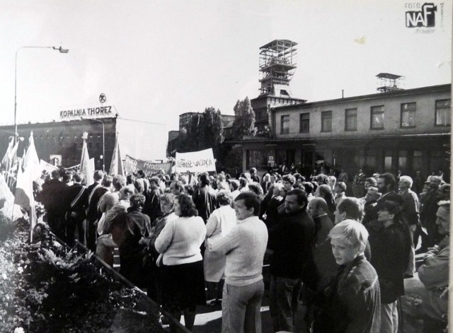 Materiały związane z kampanią wyborczą prowadzoną w Wałbrzychu przed wyborami parlamentarnymi 4 czerwca 1989 r.