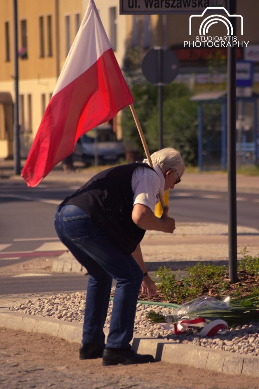 Reduta Lębork oddała cześć bohaterom narodowym w setną rocznicę Bitwy Warszawskiej