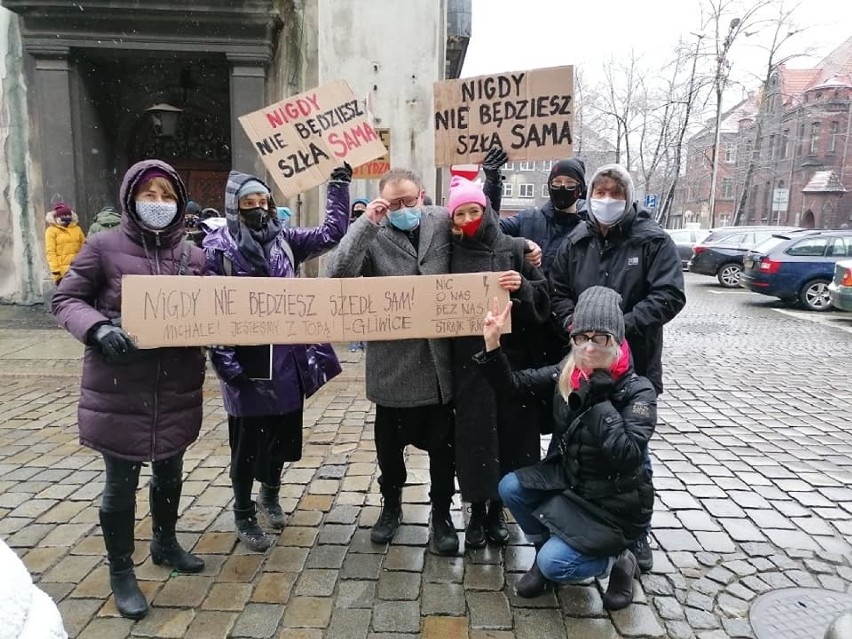 Zobacz kolejne zdjęcia/plansze. Przesuwaj zdjęcia w prawo -...